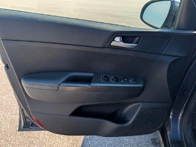 Used 2018 Blue Kia LX image 10