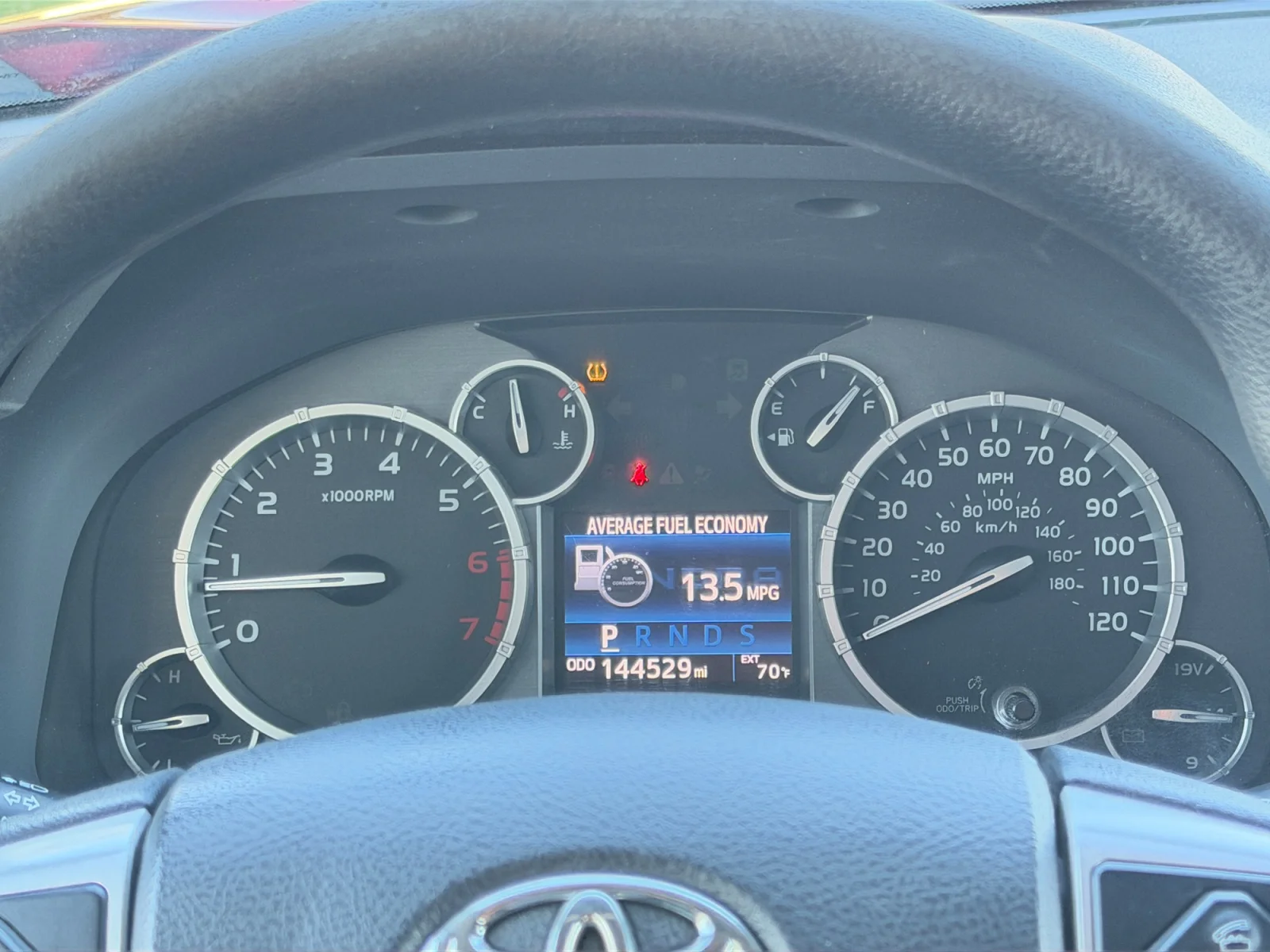 Used 2015 Barcelona Red Metallic Toyota SR5 image 14