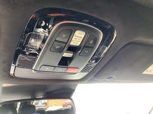 Used 2022 Abyss Black Hyundai Calligraphy image 38