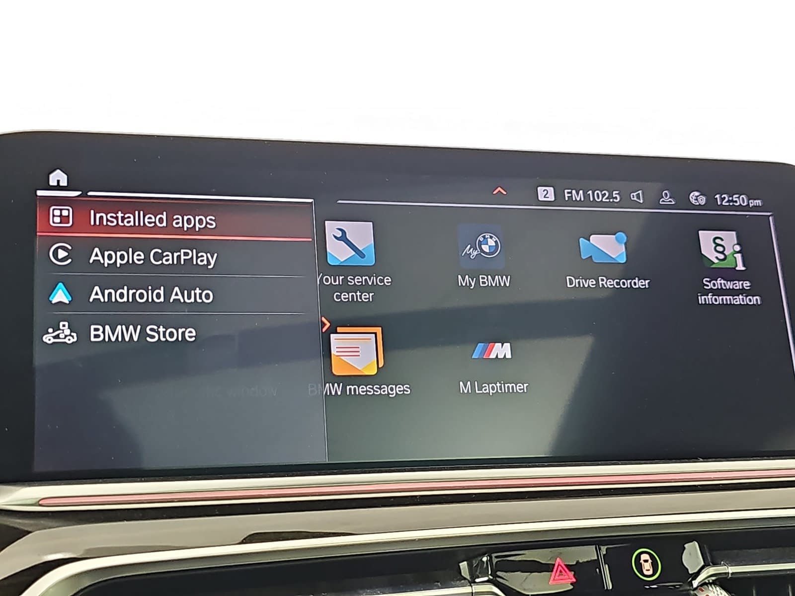 Used 2021 White BMW xDrive40i image 19