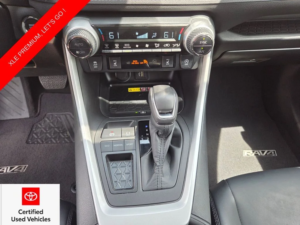 Certified Used 2023  Toyota XLE Premium image 28