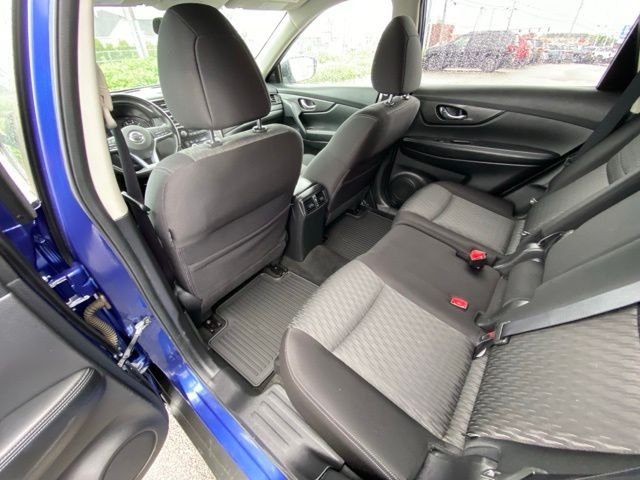 Used 2017 Blue Nissan SV image 22