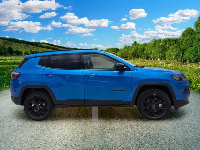 New 2026 Hydro Blue Pearlcoat Jeep Latitude image 7
