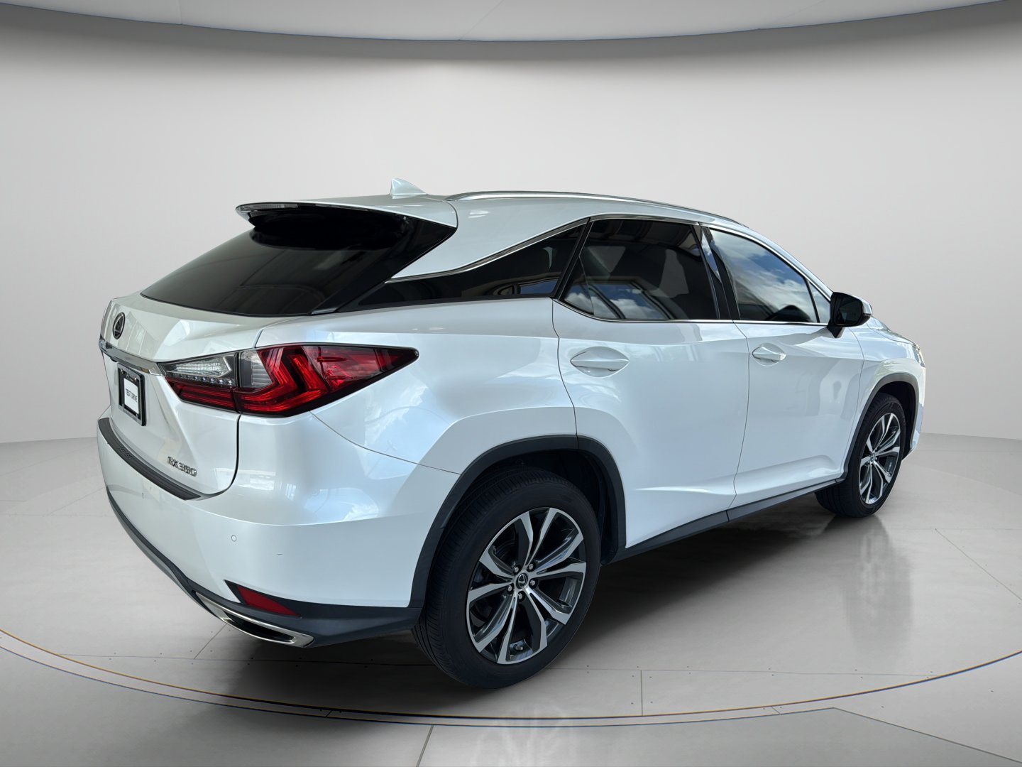 Used 2021 Eminent White Pearl Lexus RX 350 image 5