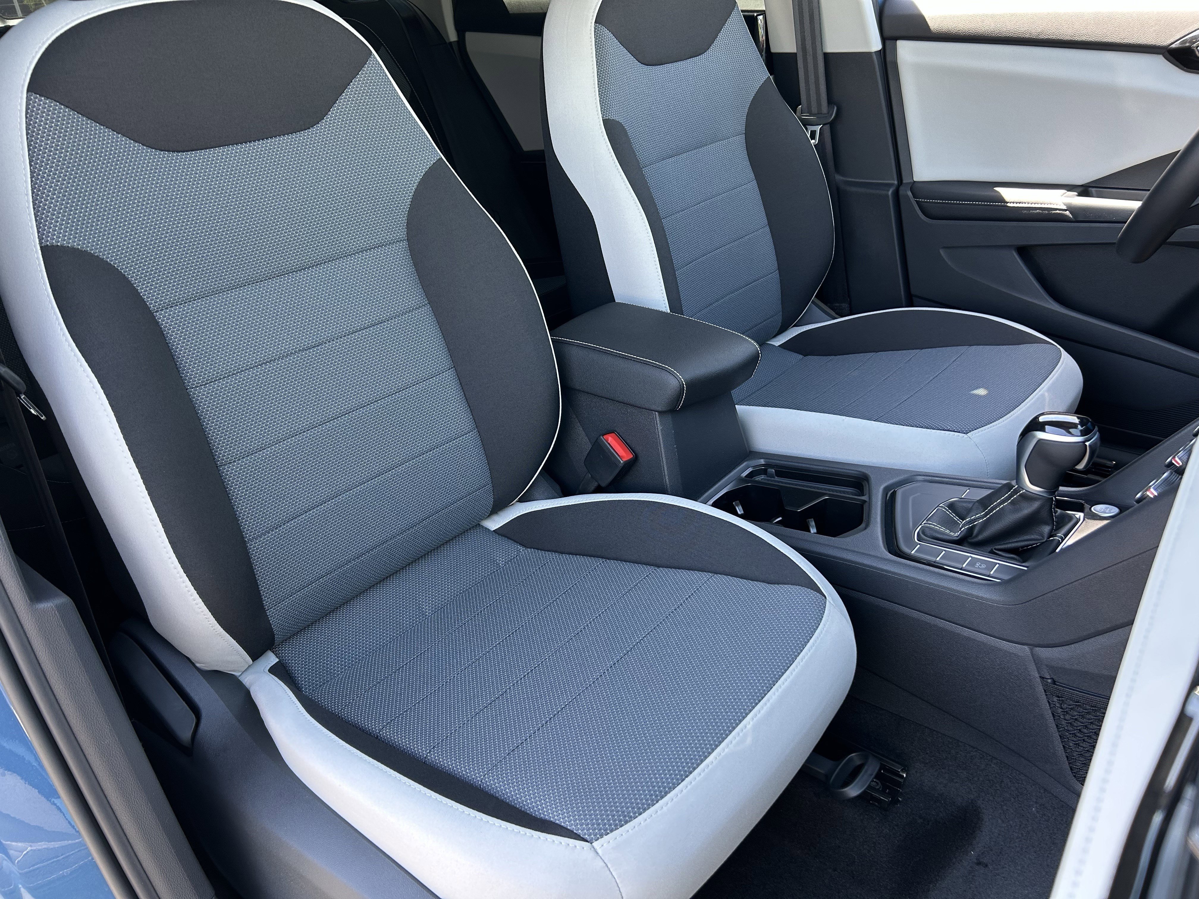 New 2026 Monterey Blue Pearl Volkswagen S image 6