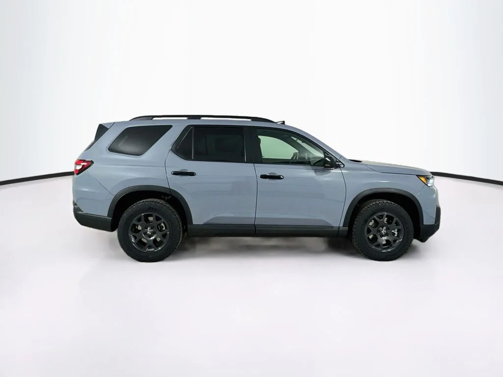 New 2026 Sonic Gray Pearl Honda TrailSport image 8