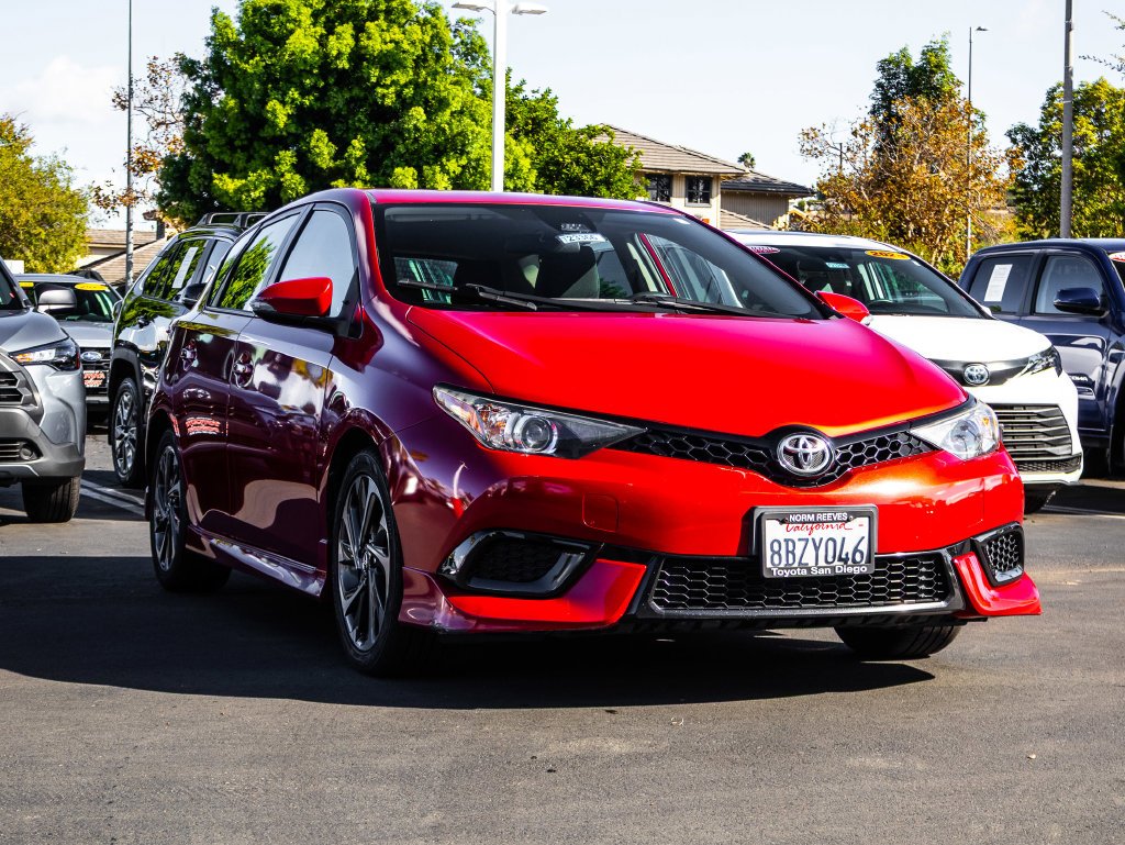 Used 2018 Toyota Corolla iM Base with VIN JTNKARJE3JJ555116 for sale in Poway, CA