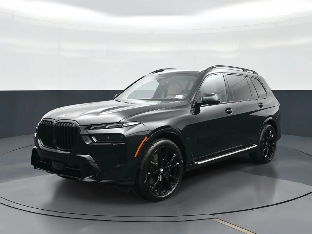 2023 BMW X7