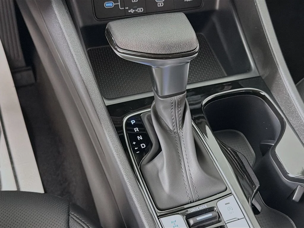 New 2026 Hampton Gray Hyundai SEL Plus image 16