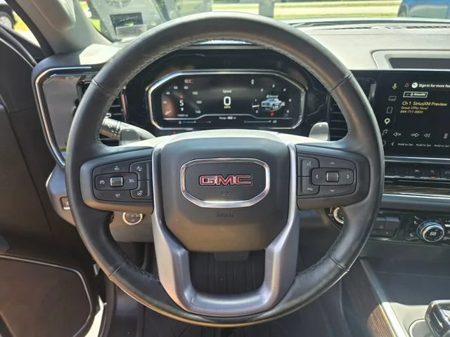 Used 2025 Sterling Metallic GMC Elevation image 30