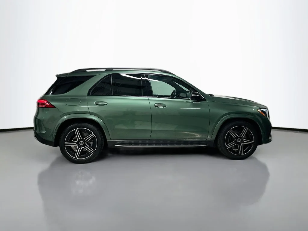 Certified Used 2026 MANUFAKTUR Ireland Mid Green Metallic Mercedes-Benz GLE 450 image 8