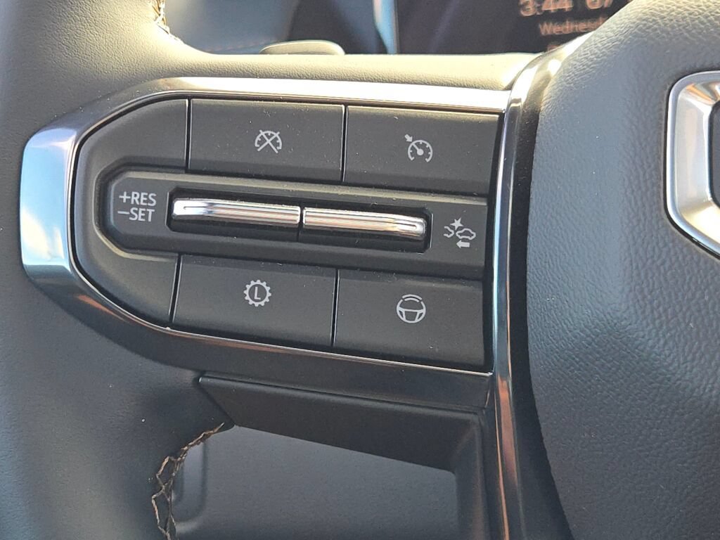 2026 GMC Acadia AT4 - Photo 33