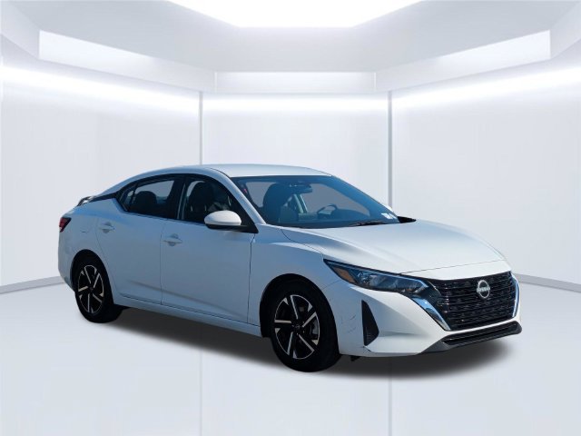 Used 2024 White Nissan SV image 8