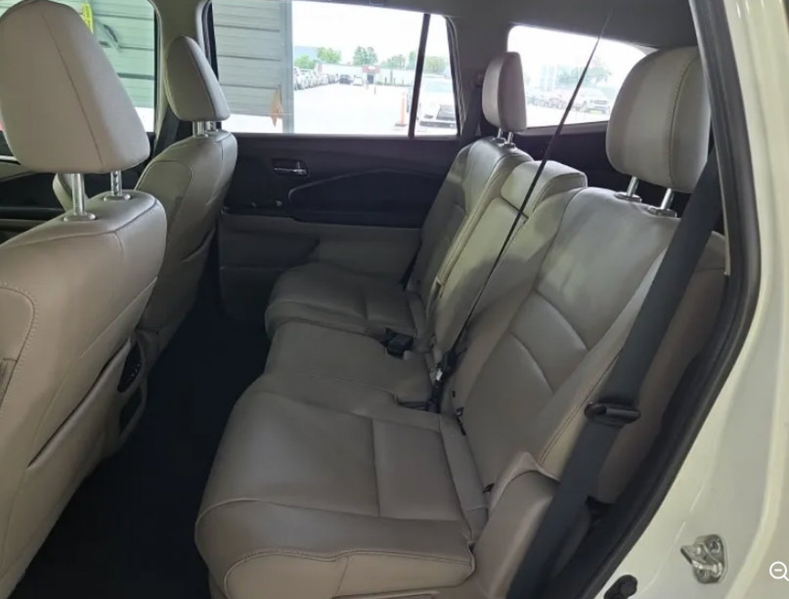 Used 2017 White Diamond Pearl Honda EX-L image 9