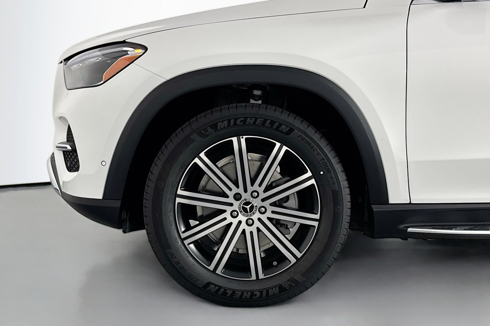 New 2026 Polar White Mercedes-Benz GLE 350 SUV image 9