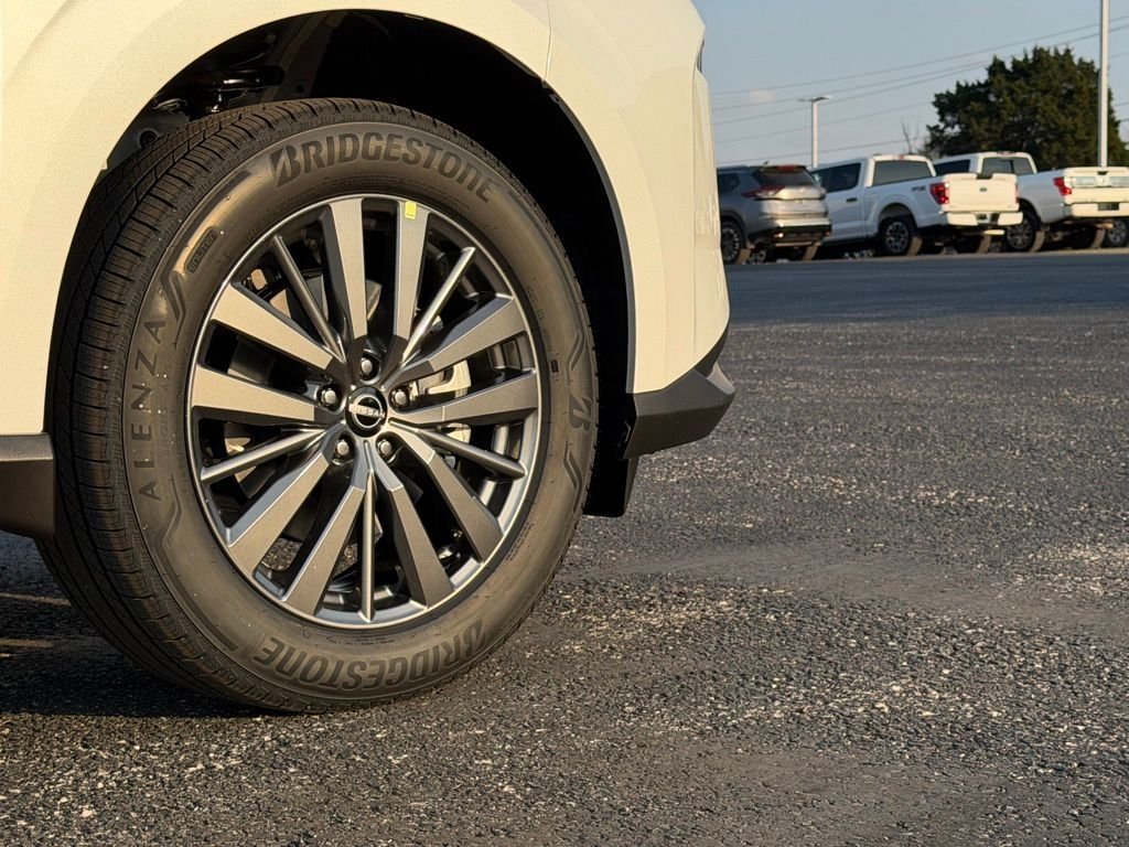 New 2026 Everest White Pearl TriCoat Nissan SL image 36