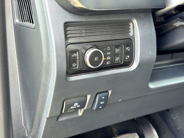 Used 2026 White Ford Lariat image 14