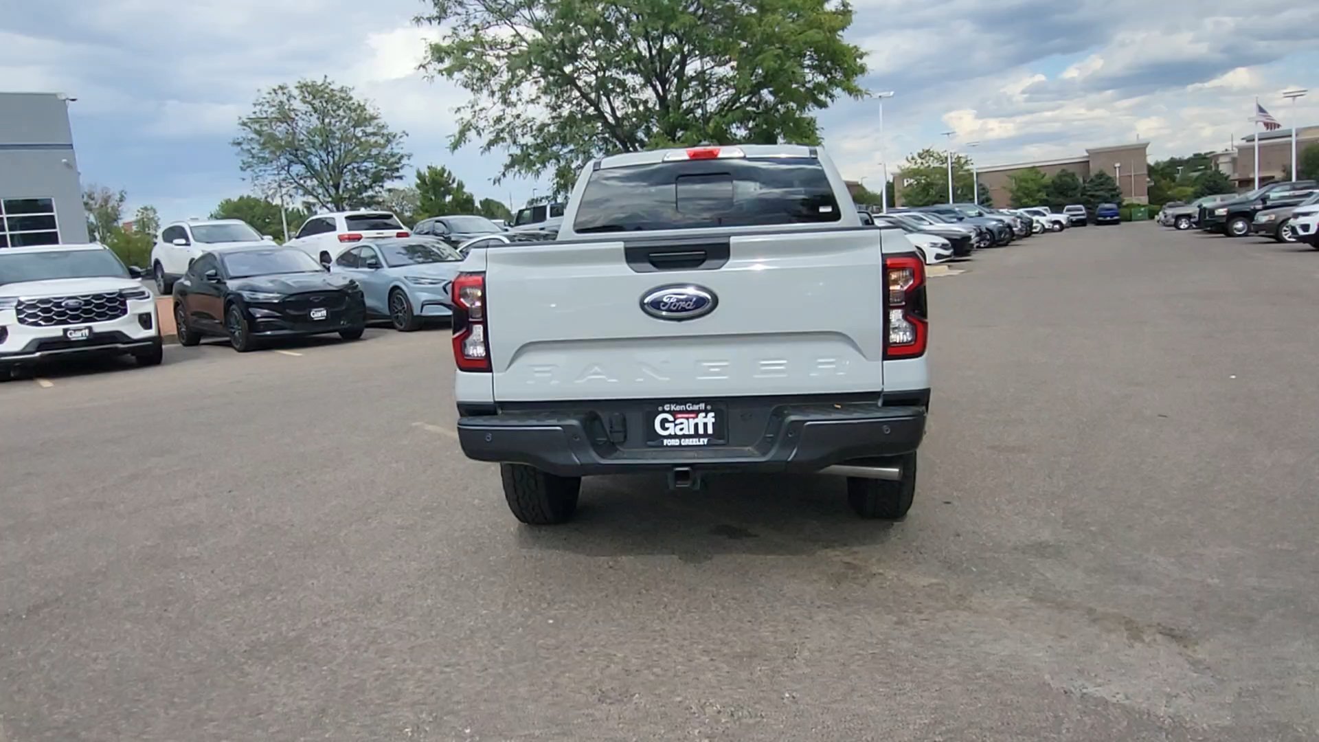 New 2026 Avalanche Ford LARIAT image 4