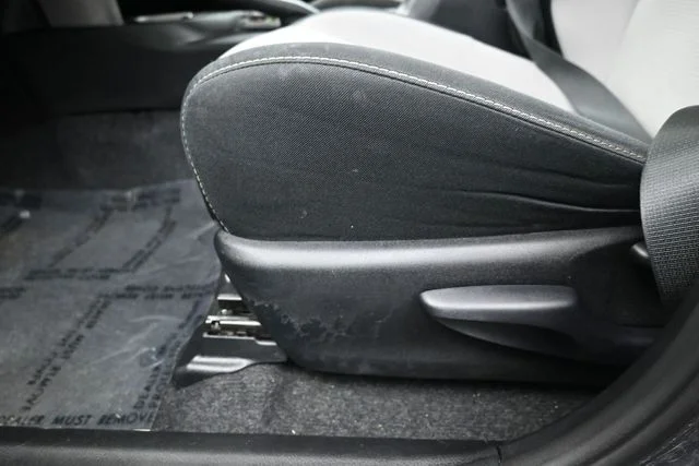 Used 2018 Gray Toyota XLE image 21