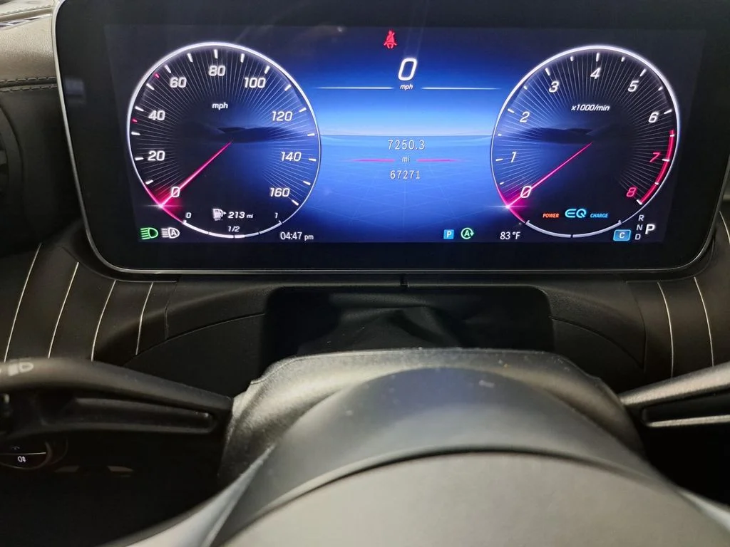 Used 2022 MANUFAKTUR Diamond White Mercedes-Benz C 300 image 12