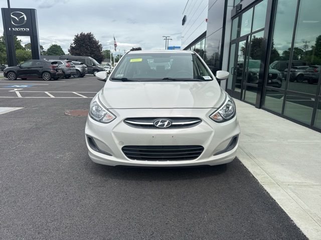 Used 2017 Beige Hyundai Value Edition image 7