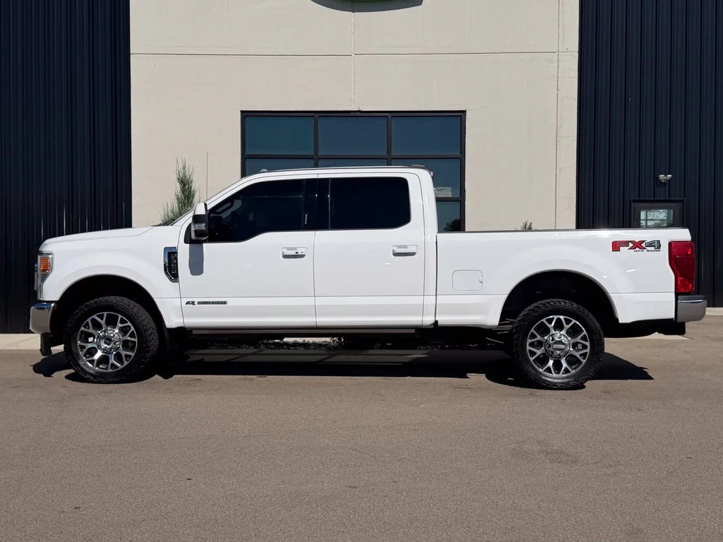 Used 2020 White Ford Lariat image 2