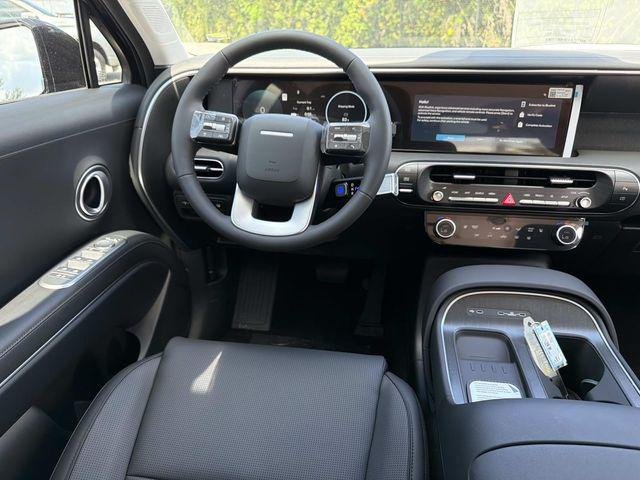 New 2027 Black Hyundai Blue SEL 7P image 20