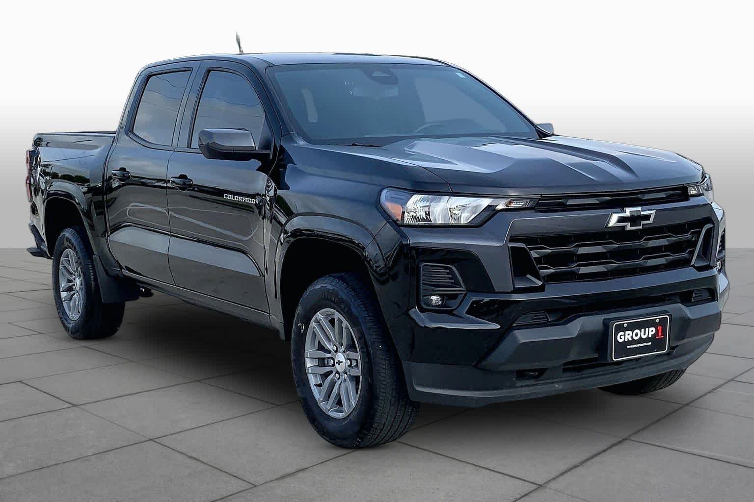 Used 2024 Black Chevrolet 4WD LT image 3