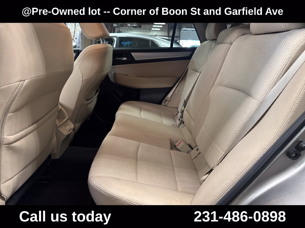 Used 2018 Gray Subaru 2.5i Premium image 27