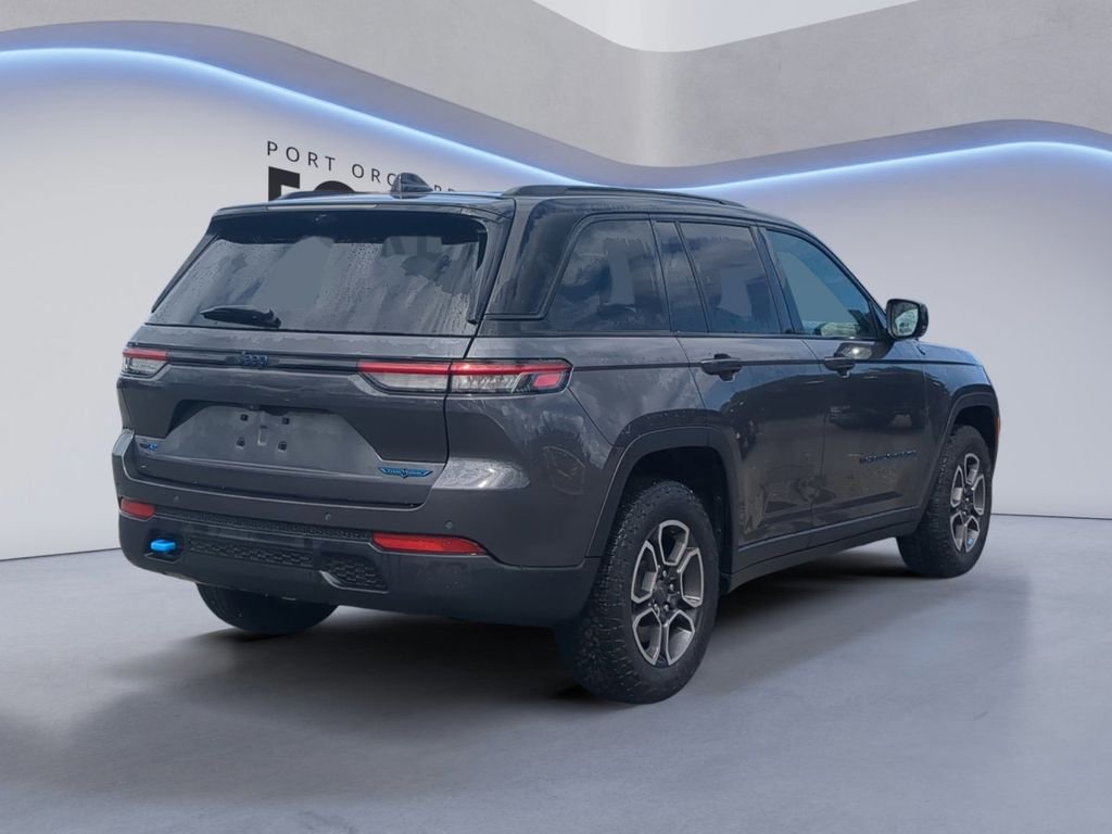 Used 2023 Gray Jeep Trailhawk 4xe image 7