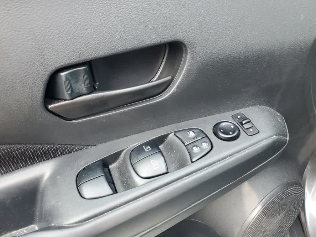 Certified Used 2022 Gun Metallic Nissan S image 8