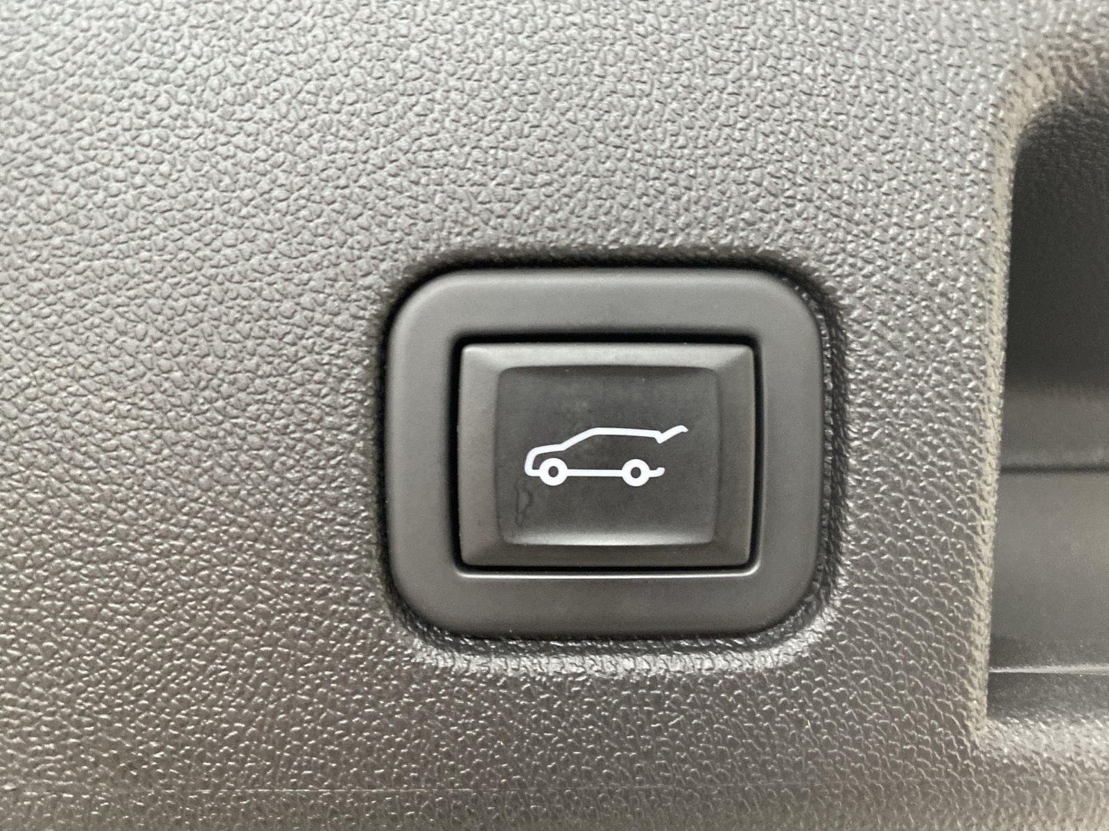Used 2024 Sterling Gray Metallic Chevrolet LT image 8
