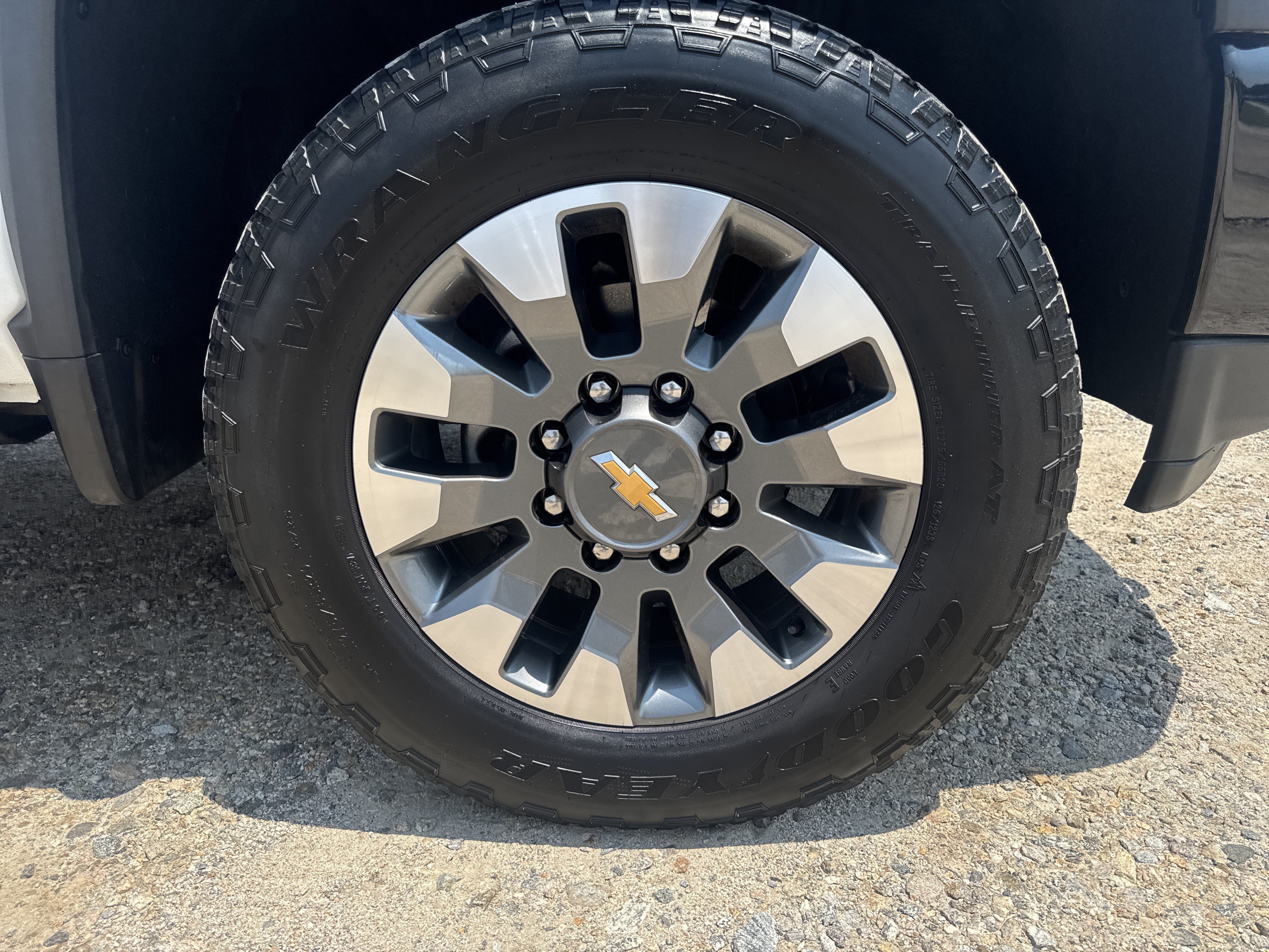 2023 Chevrolet Silverado 2500HD Custom - Photo 14