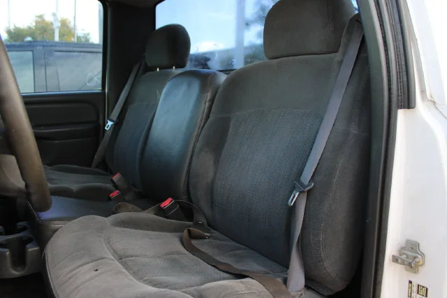 Used 2005 White Chevrolet Work Truck image 15