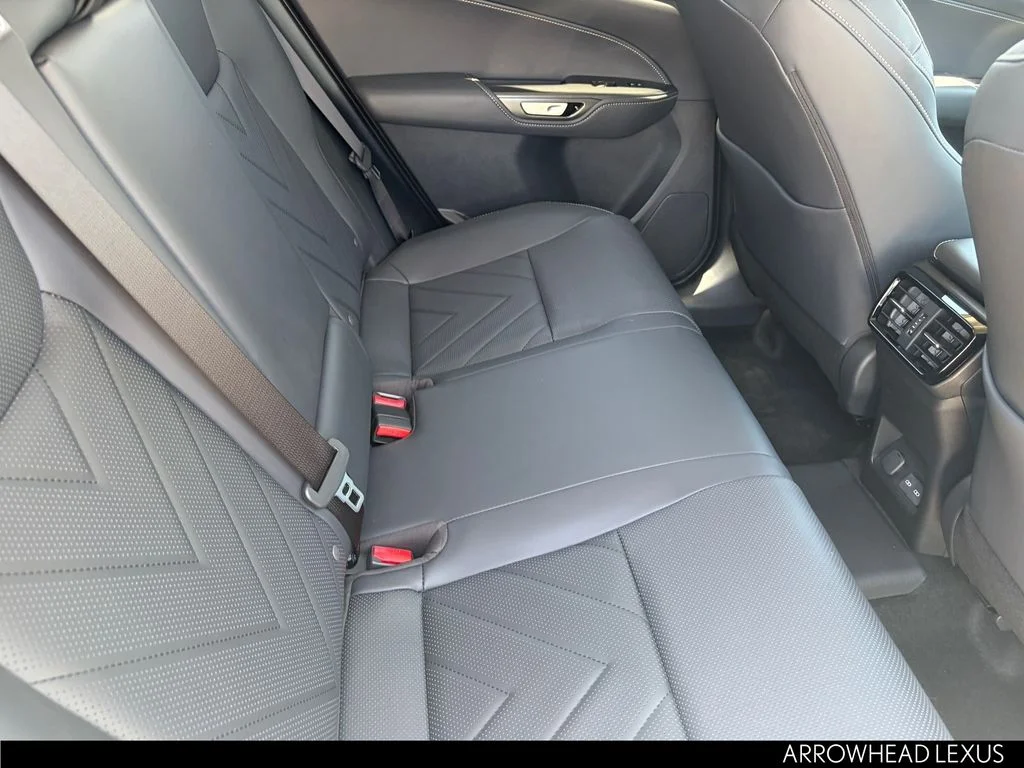 New 2026 White Lexus 450h+ Luxury image 10