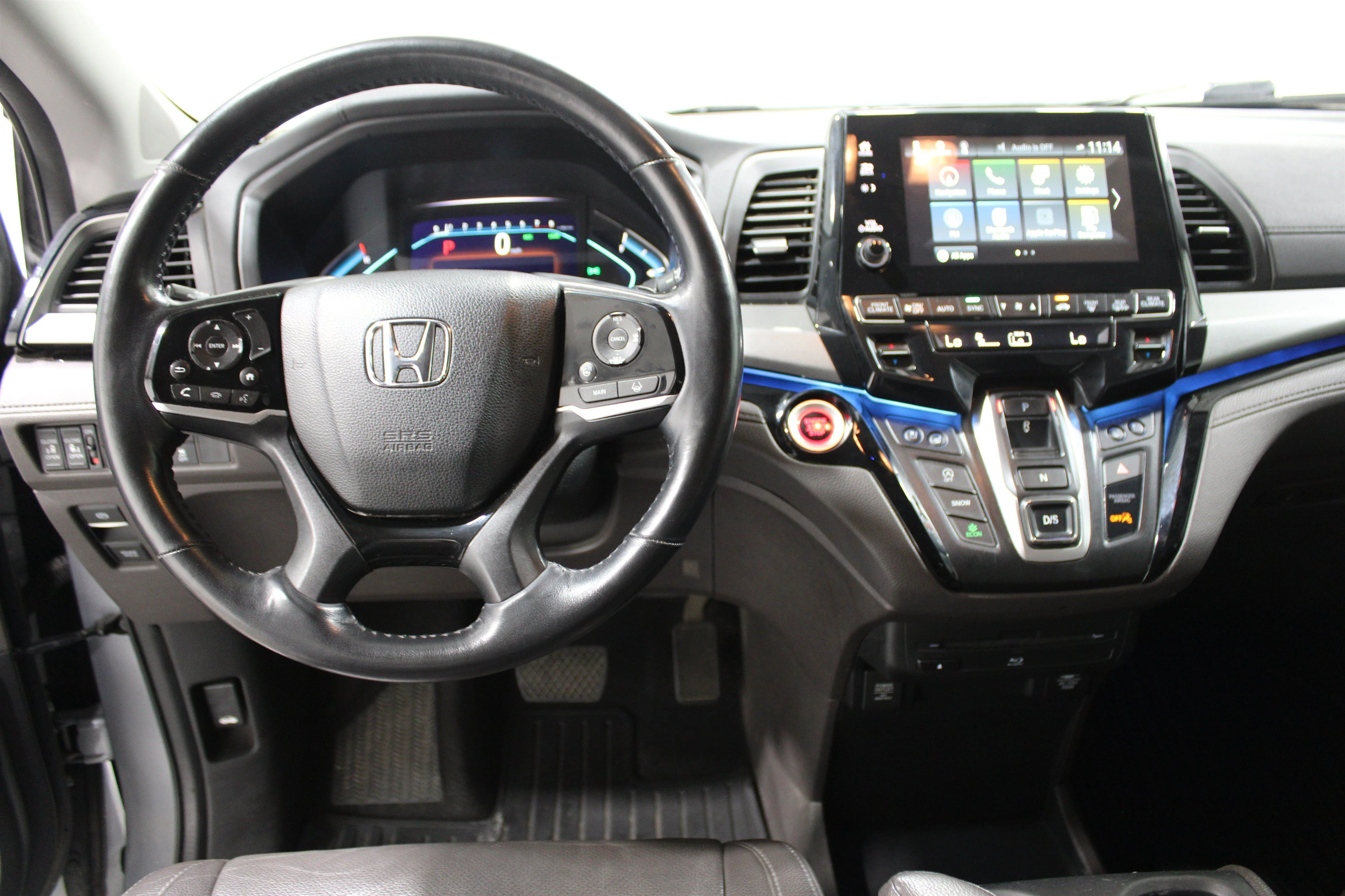 Used 2018 Silver Honda Elite image 2