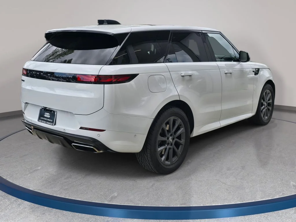 Certified Used 2024 White Land Rover Dynamic SE image 5