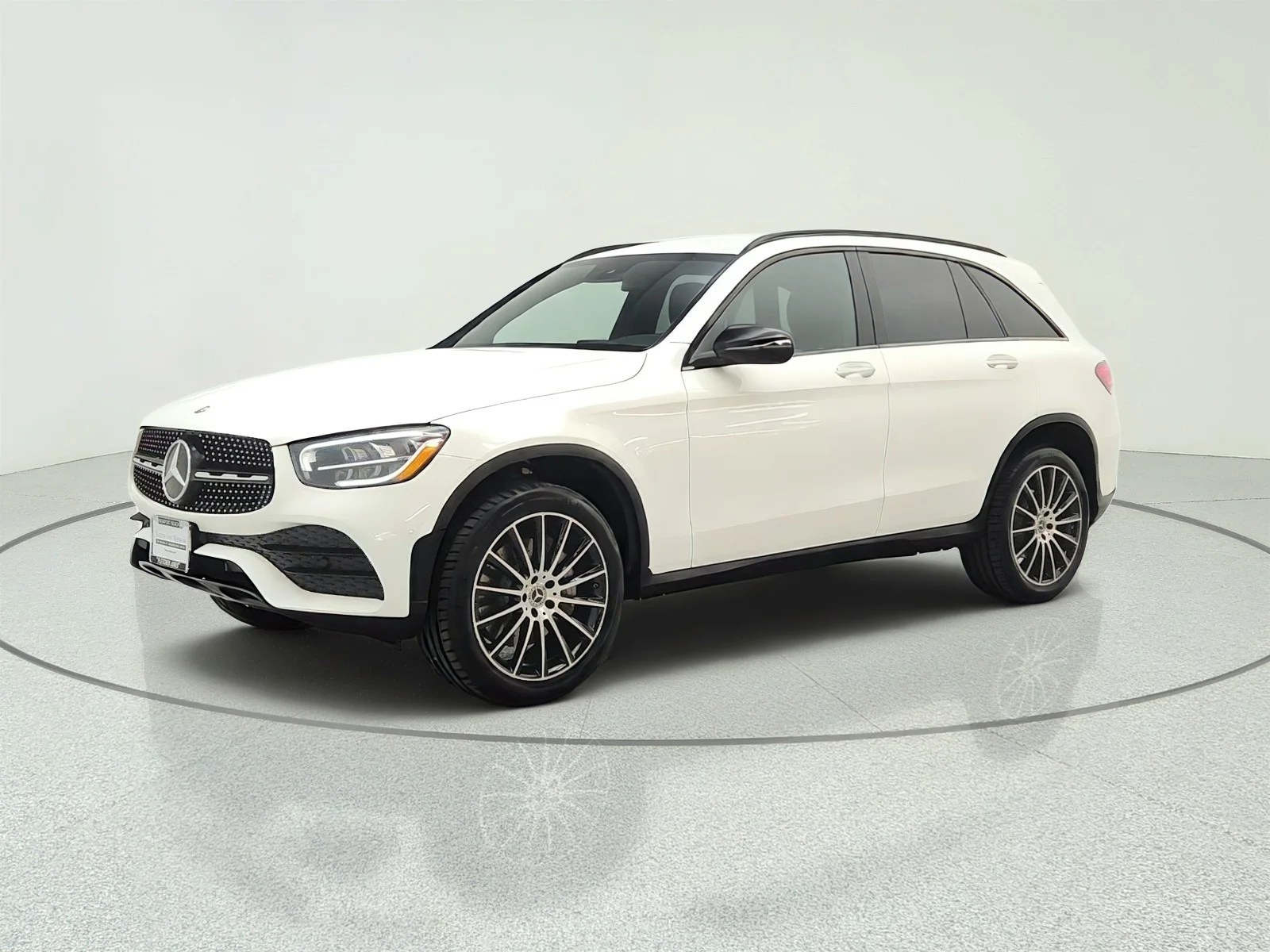 Used 2022 Polar White Mercedes-Benz GLC 300 SUV image 1