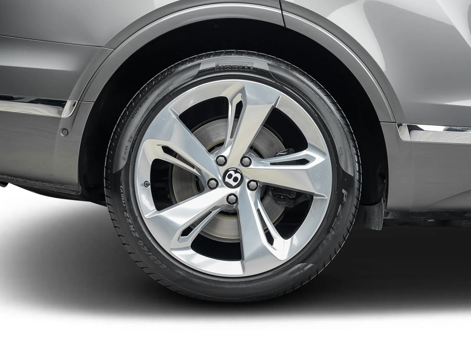 Used 2018 Gray Bentley W12 image 27