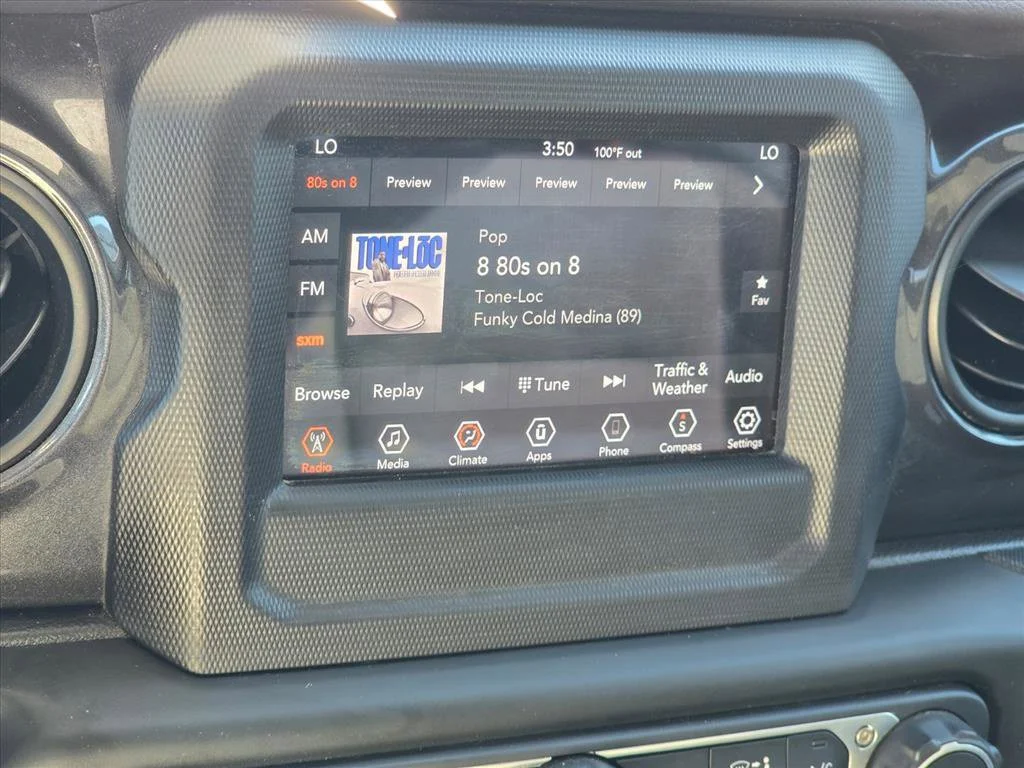 Used 2020 White Jeep Altitude image 4