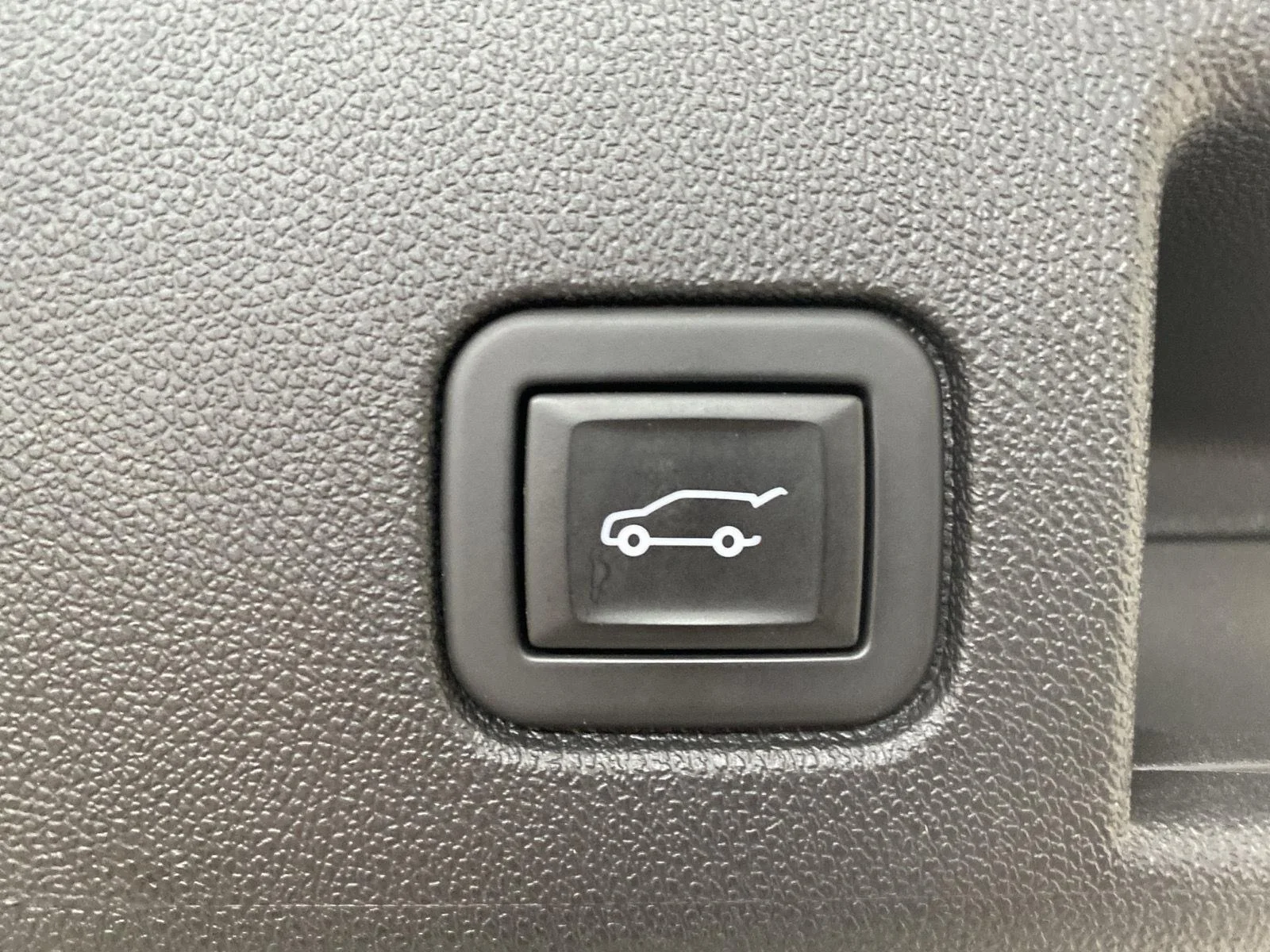 Used 2024 Sterling Gray Metallic Chevrolet LT image 8