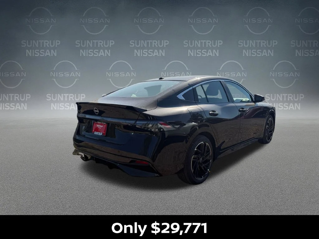 Certified Used 2027 Black Nissan SR image 4