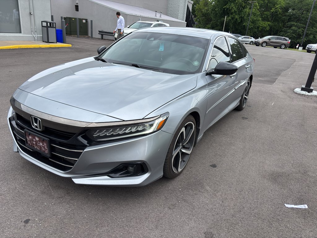 Used 2021 Lunar Silver Metallic Honda Sport image 2