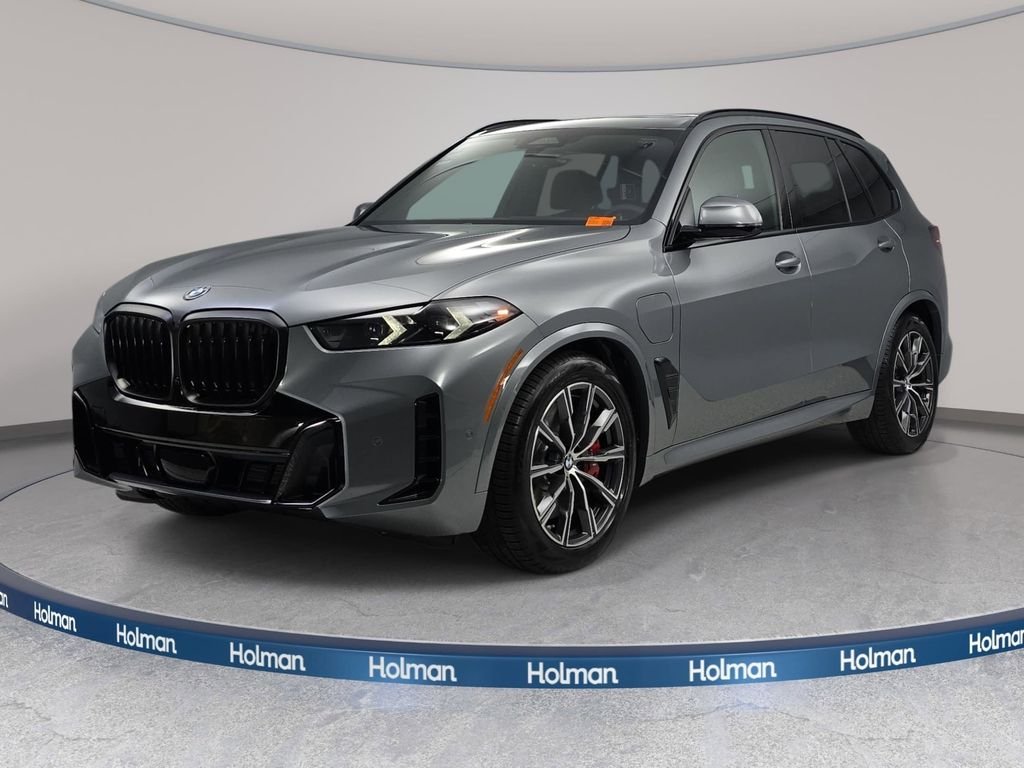 2026 BMW X5 xDrive50e's photo