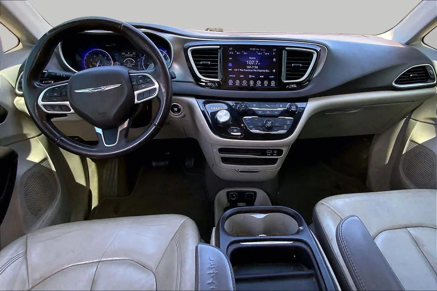Used 2017 Tusk White Chrysler Touring-L image 13