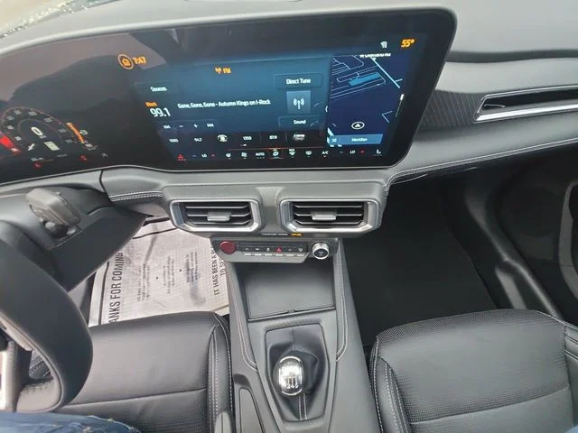 2025 Ford Mustang GT Premium - Photo 11