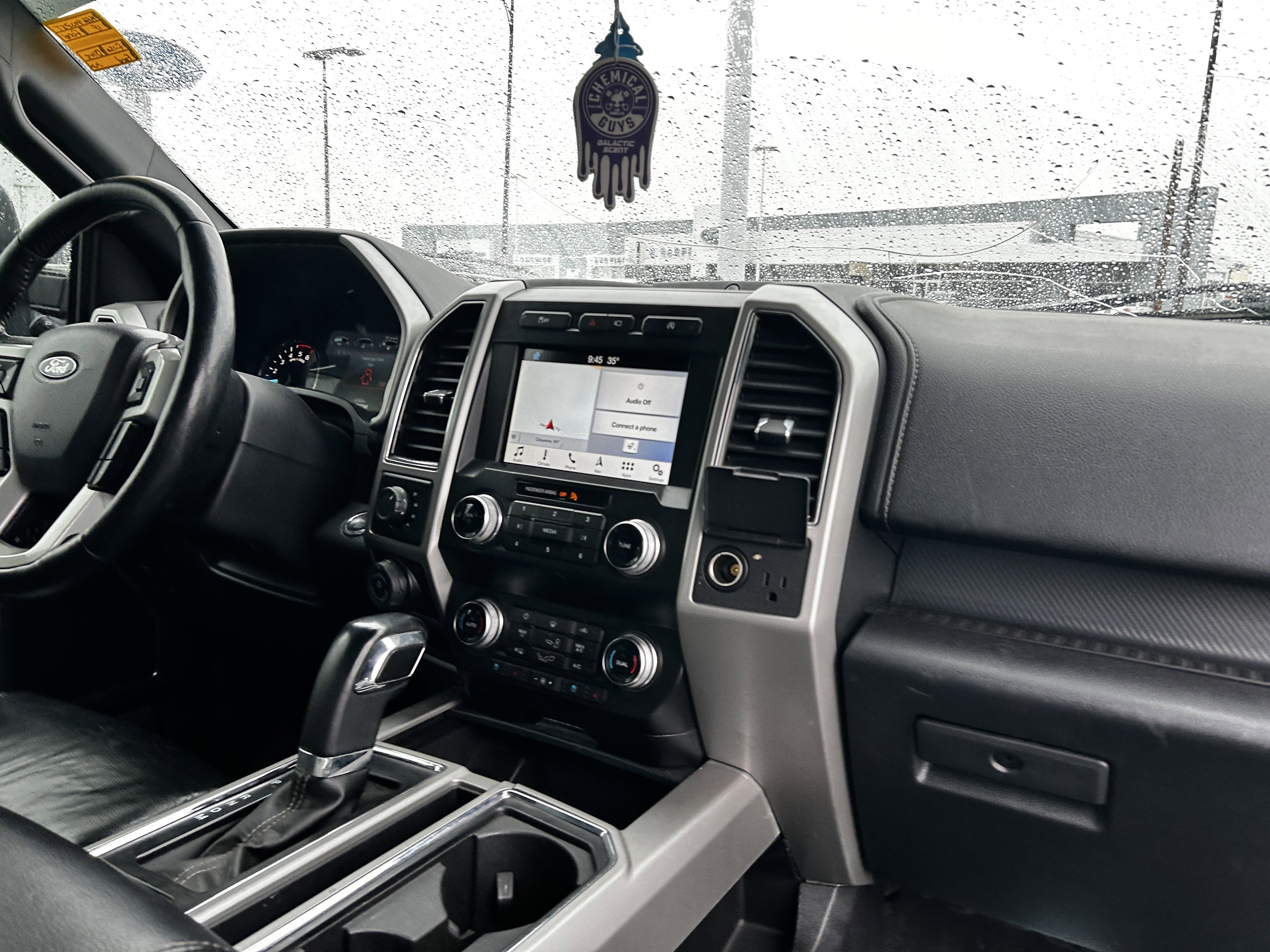 Certified Used 2019 Velocity Blue Metallic Ford LARIAT image 14