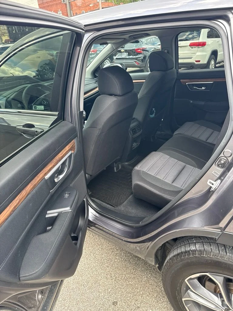 Used 2022  Honda EX image 9