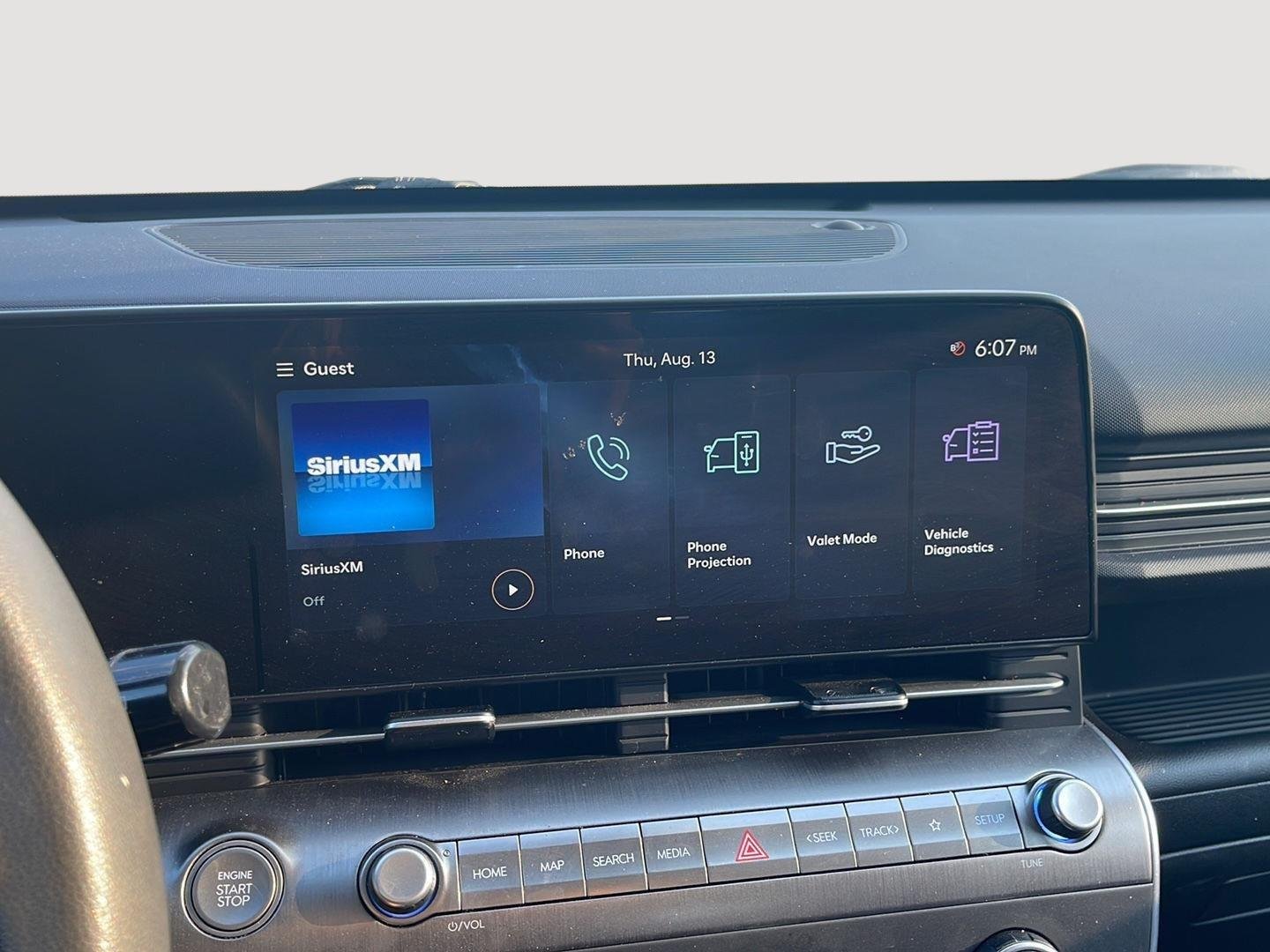2025 Hyundai Kona SE - Photo 19