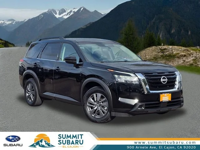 2025 Nissan Pathfinder SV 2WD's photo
